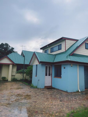 Villa A 3 bed room 2 bath room accomodation